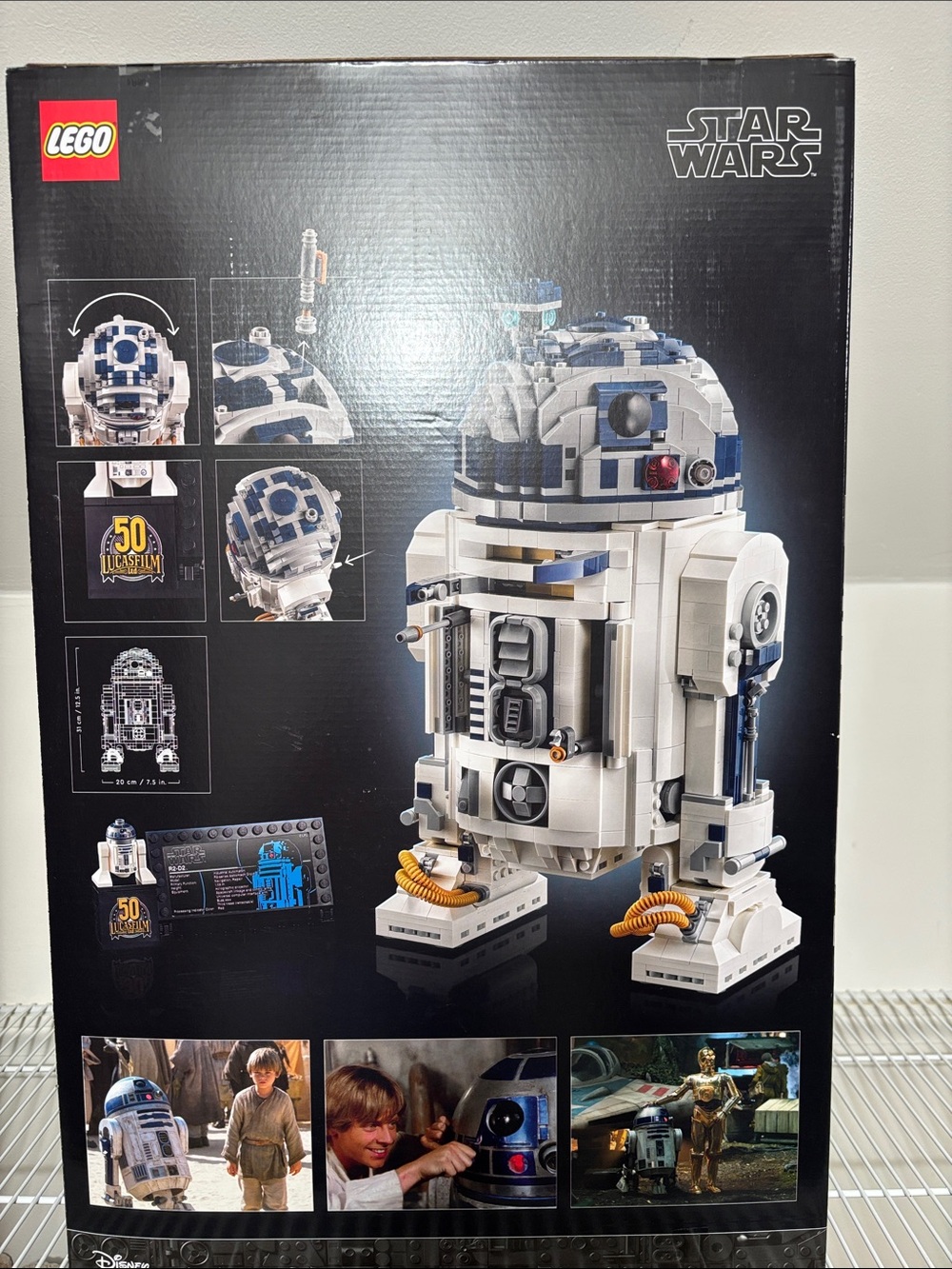 LEGO Star Wars R2-D2 in White and Blue